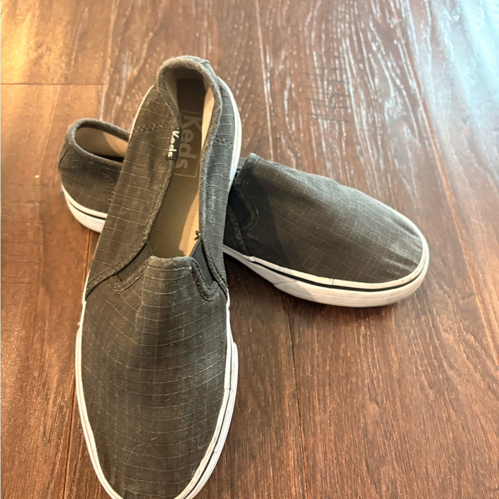 Keds Charcoal Slip-On Shoes, Size 5, Women’s.